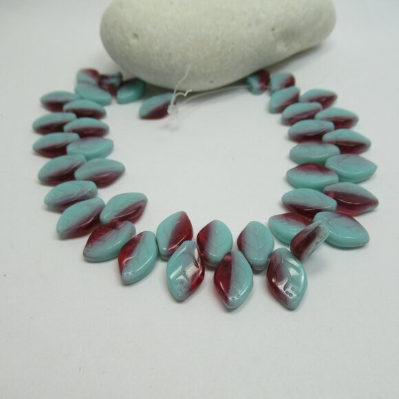 UG Leaf beads - Picture 4 of 8